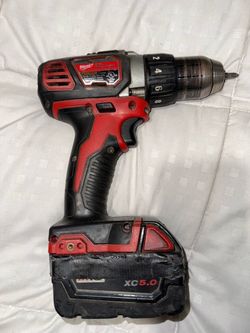 Milwaukee M18 Cordless Drill with XC5.0 Battery