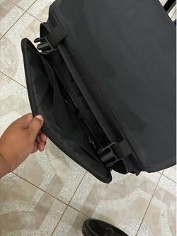 Crop in style navigating rolling craft and scrapbook rolling case