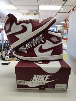 Jordan 1 retro "artisanal red" size:10