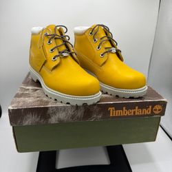 Timberland VINTAGE Nellie Chukka 22381 - Size 7
