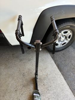HAUL-MASTER 2-Bike Hitch-Mount Bike Rack
