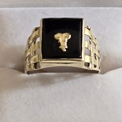 10 K GOLD / Black Stone Ring