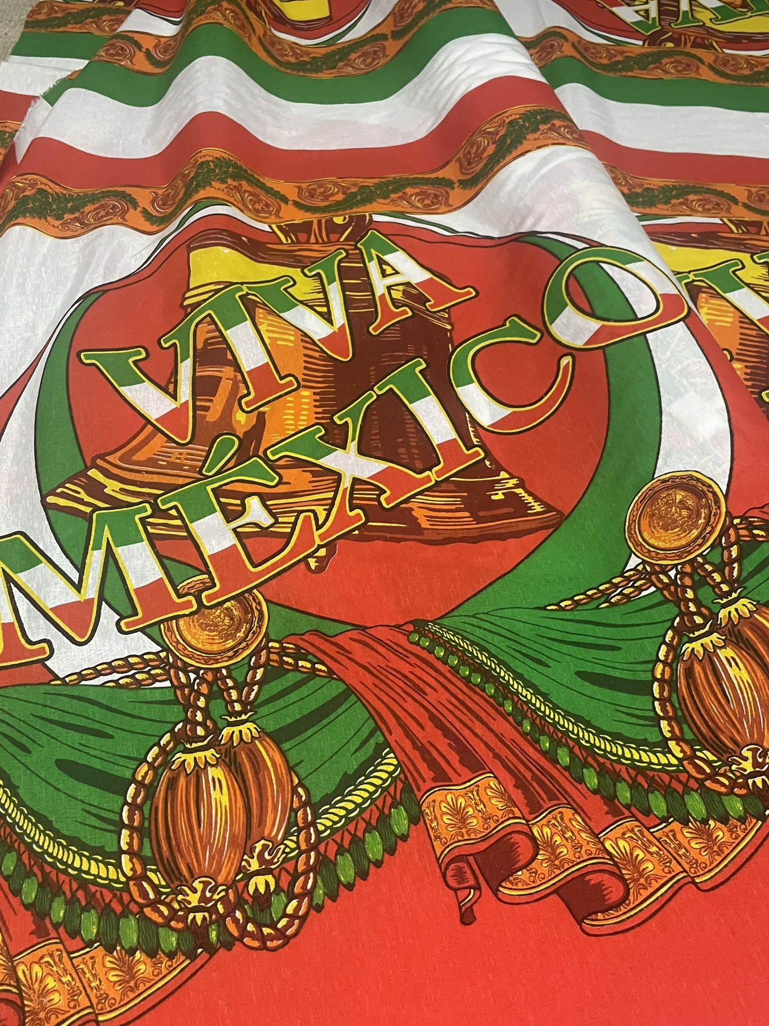 Tela nueva Viva México / Día de la Independencia. $5 por metro / per yard