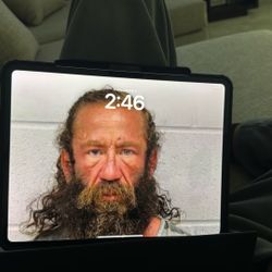 iPad Pro 13 Inch W/case, Screen Protector, Charger 