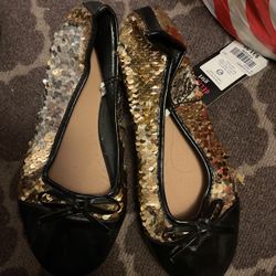 Size 2 Holiday Shoes