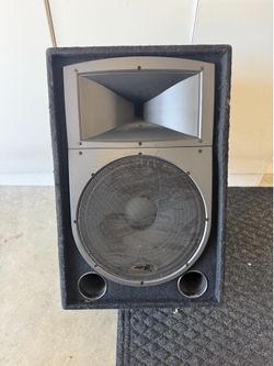 2 speakers