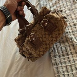 Coach Signature Collection Brown Tan Satchel Bag Buckle Accent Logo Zipper