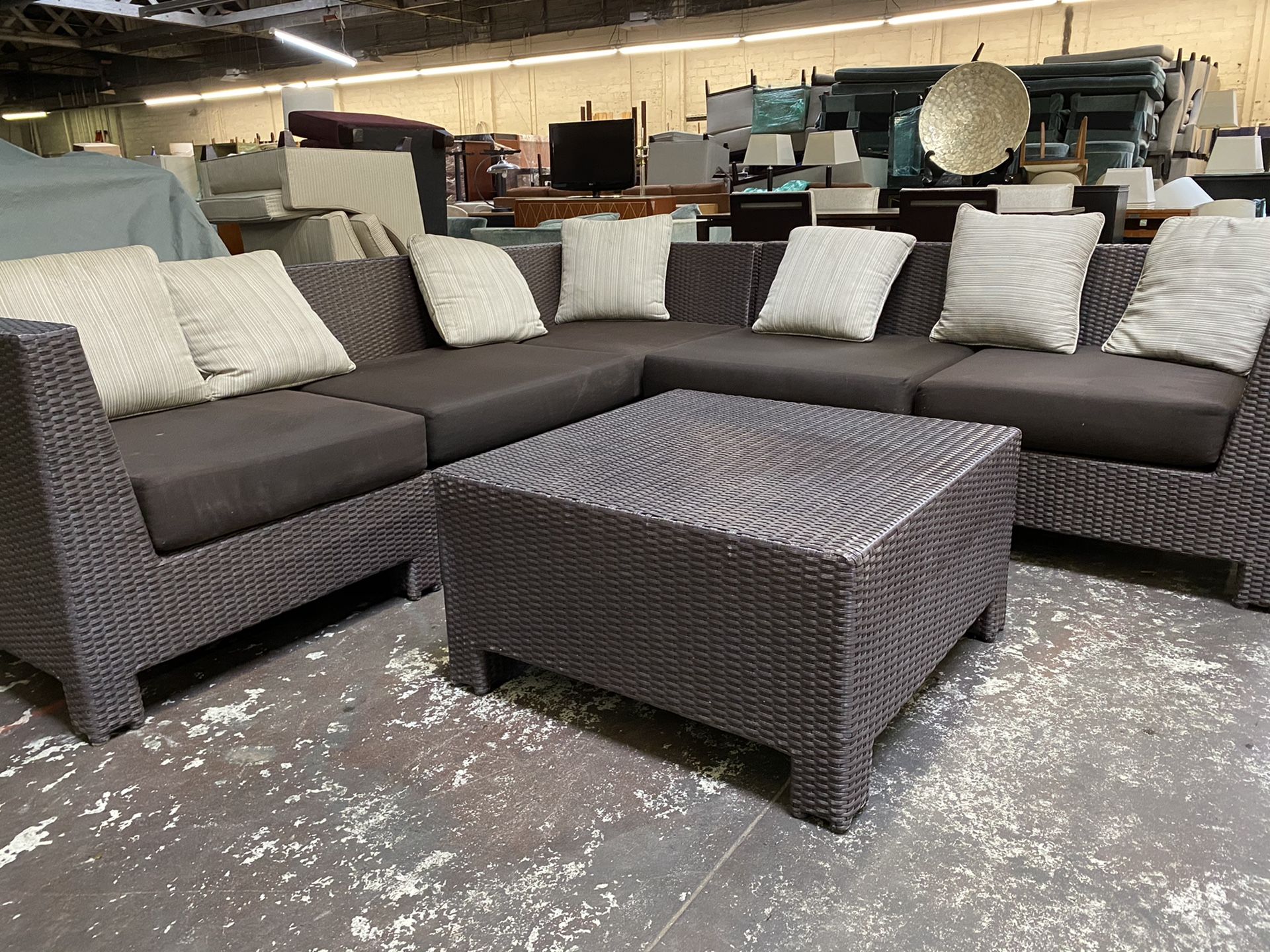 Patio Outdoor Sectional sofa with coffee table, High End well made