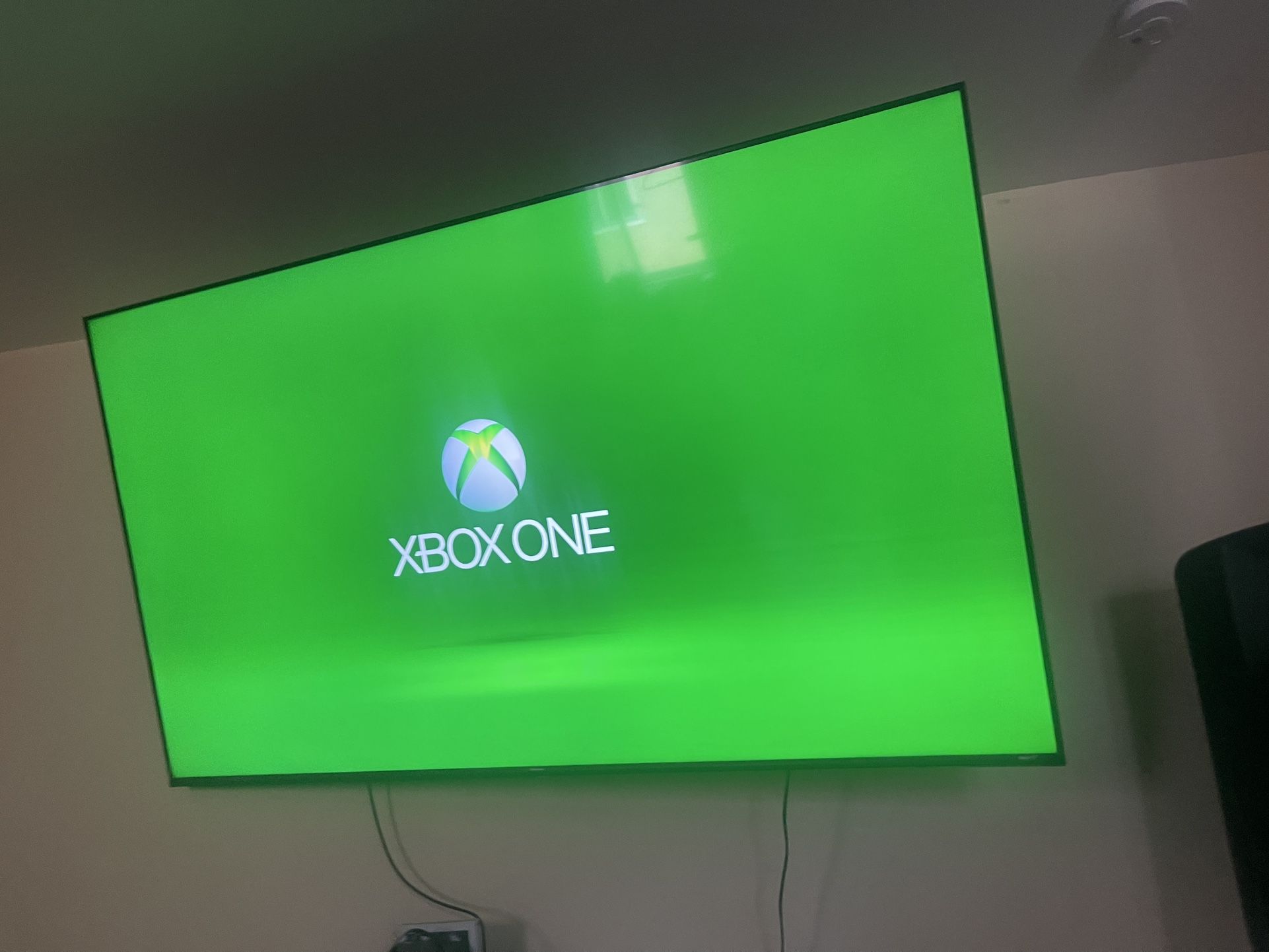 Xbox one s work perfect come with download games