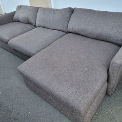 Couch 2 piece sectional