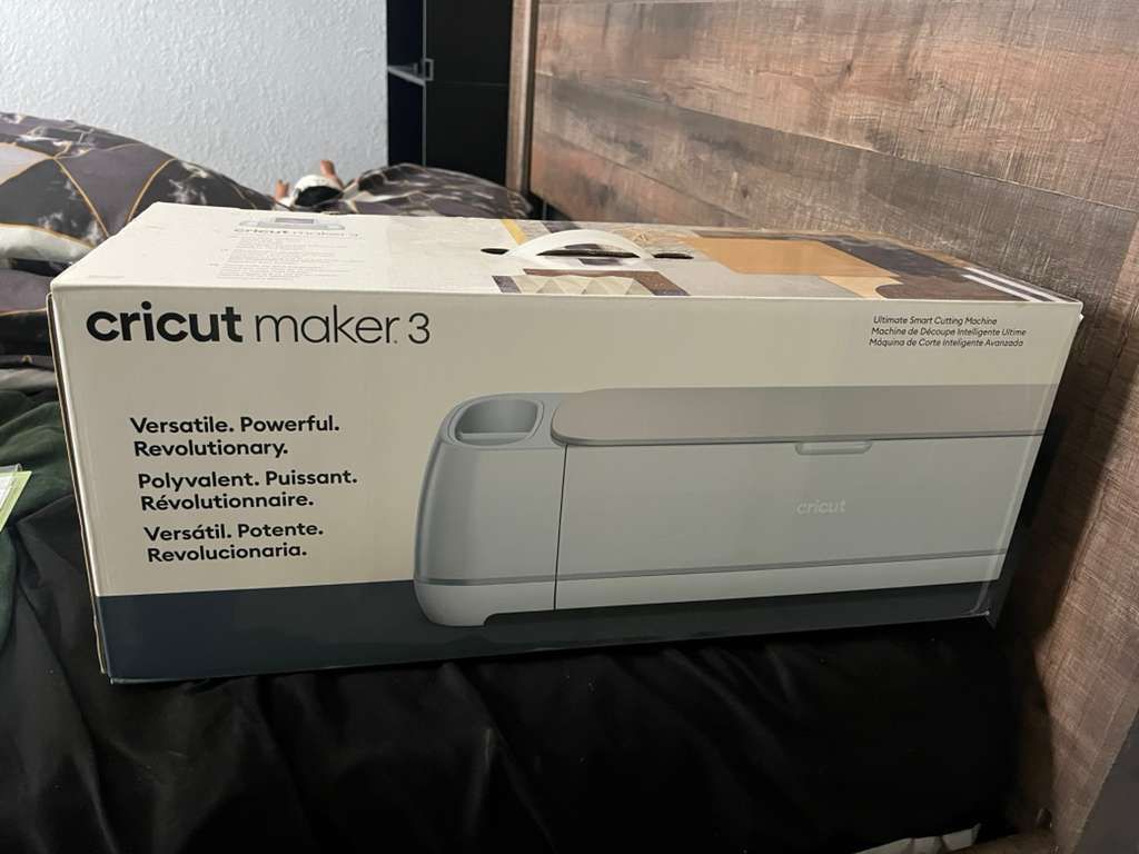 Cricut Maker 3 Like New Condition 