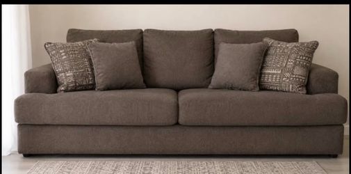 Ashley Solterón Queen Sleeper Sofa