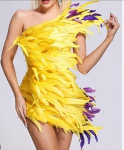 Hunger Games Vogue yellow  real feather dramatic dress M