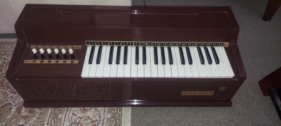 Vintage Organ