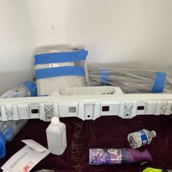 Toyota Tundra 2022 Limited  (original)Tailgate trim panel spoiler accessories