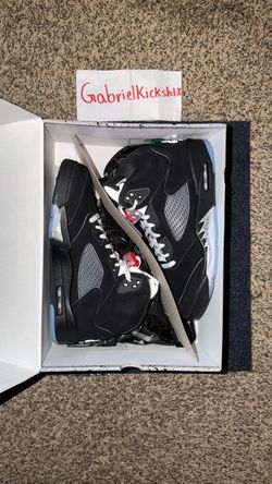 Jordan 5 Metallic Black Reimagined