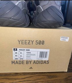 Yeezy 500 black box store
