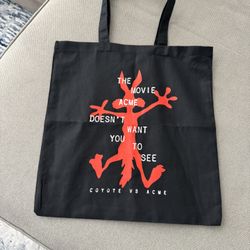 2025 SDCC Coyote vs Acme Bag Movie Hall H Exclusive Giveaway San Diego Comic Con