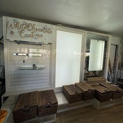 Office salon lit up display white lacquer wall unit drawers slat wall custom made glass  hanging rod