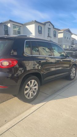 SUV