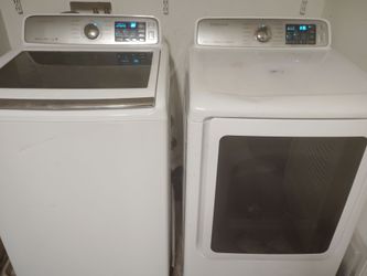 SAMSUNG WASHER & DRYER