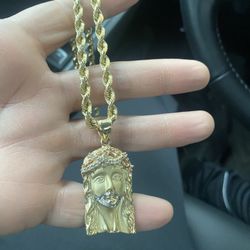 14k Jesus Piece Necklace