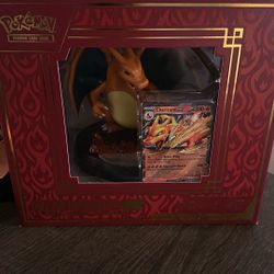 Charizard Super Premium Collection 