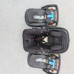 Uppababy Car Seat & 2 Bases
