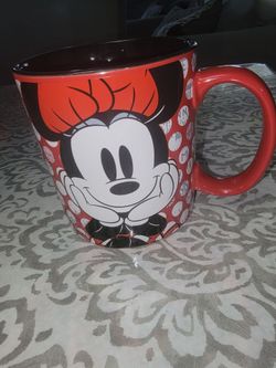 Minnie Mouse  Ceramic 20 oz mug