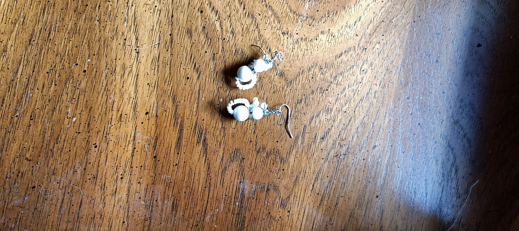 Cat Mouse White Earrings