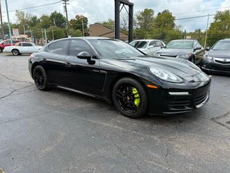 2016 Porsche Panamera