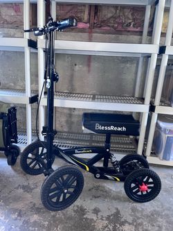Knee scooter great shape all terrain wheels & disc brakes