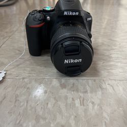 Nikon DX VR Camera 18-55 mm 