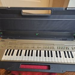 Yamaha PortaSound PC-100