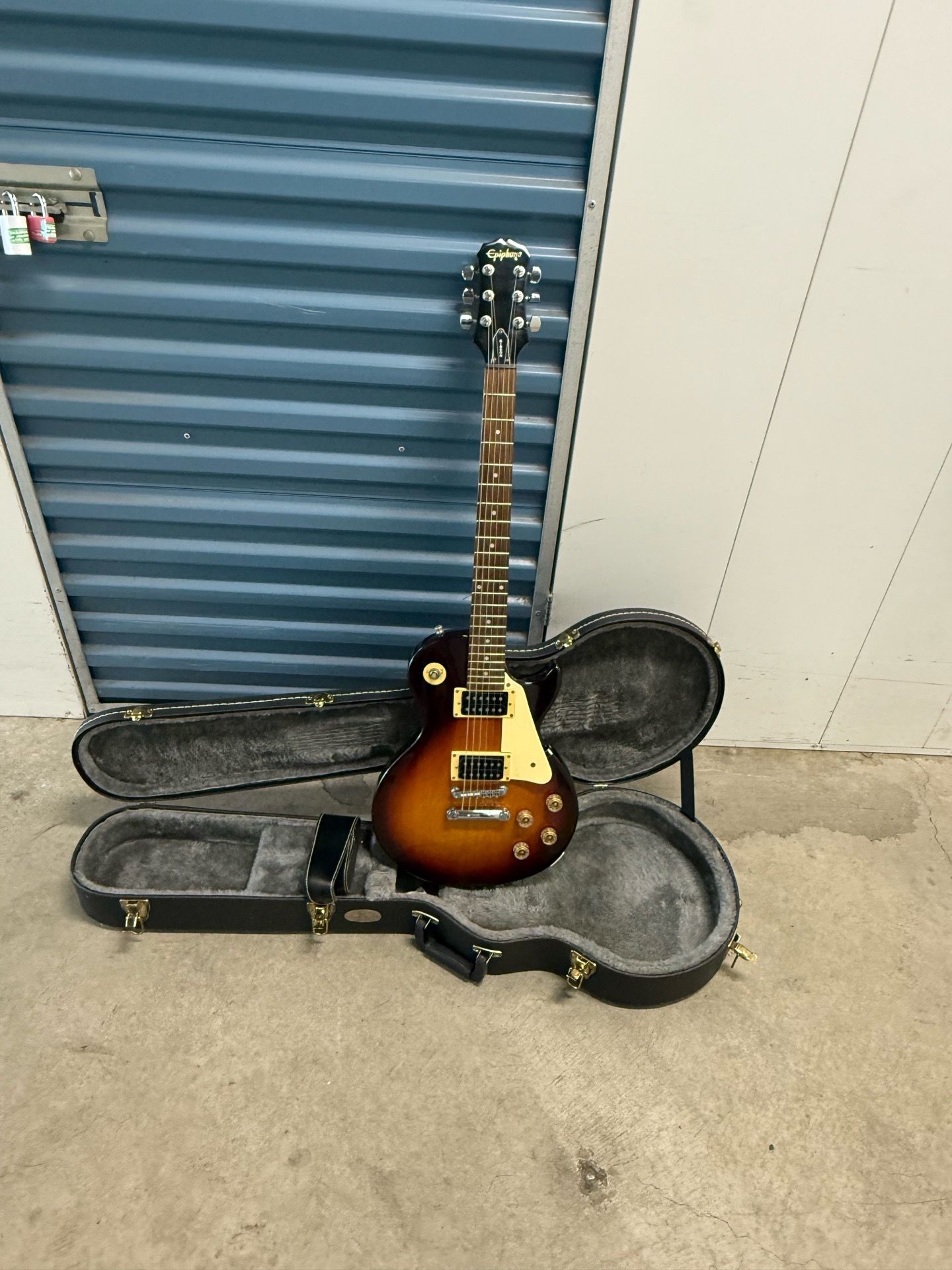 Great Sunburst Electric Guitar Epiphone