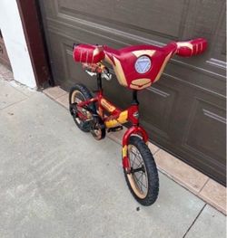 Kids Huffy 14” Iron Man 🧍‍♂️ bike