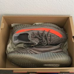 Size 9 Deadstock Beluga Reflective 