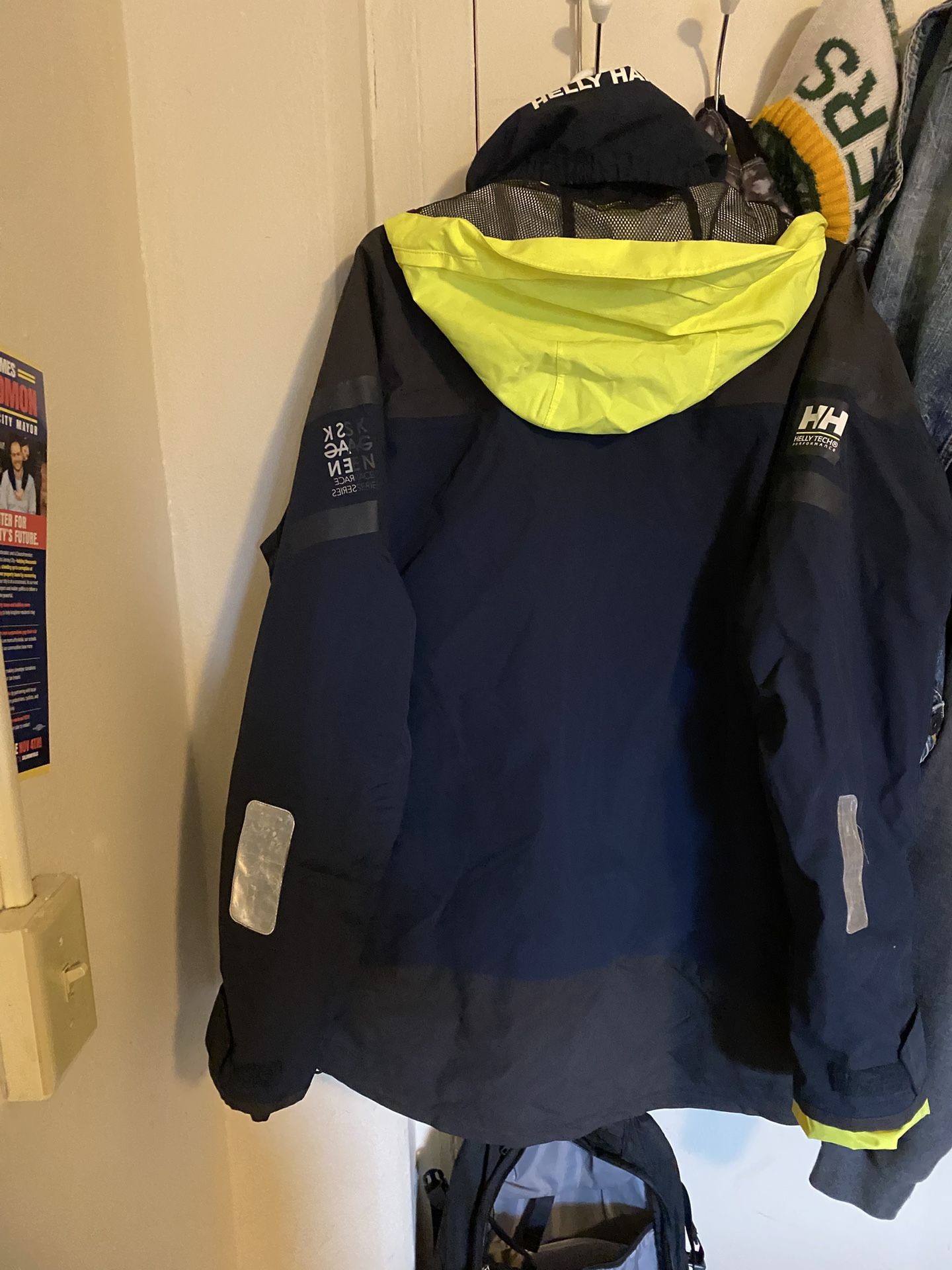 Henley And Hansen Jacket XL