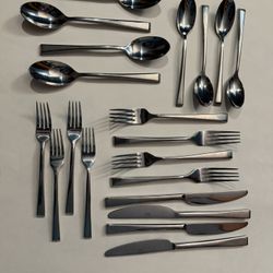 Mikasa Rockford Forged Silverware Sets (20 Pcs)