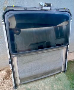 41 inch moonroof sunroof