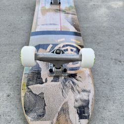 Element brand Skateboard - Size 8 Complete 