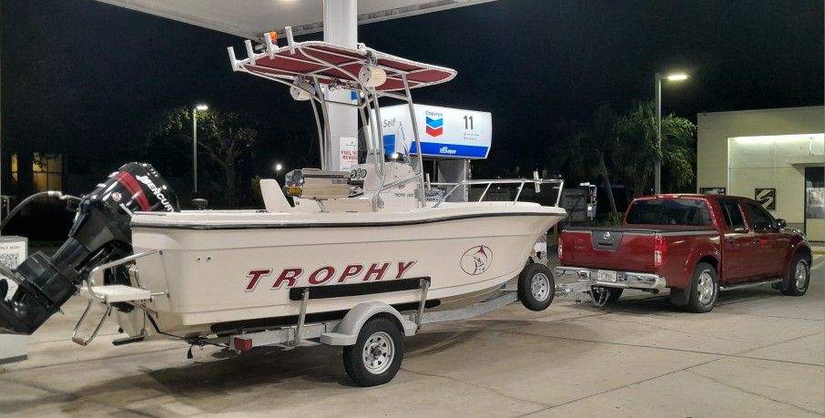 TROPHY 19 FEET. 125HP MERCURY OUTBOARD