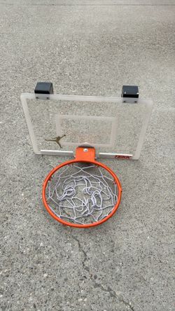 Door basketball rim