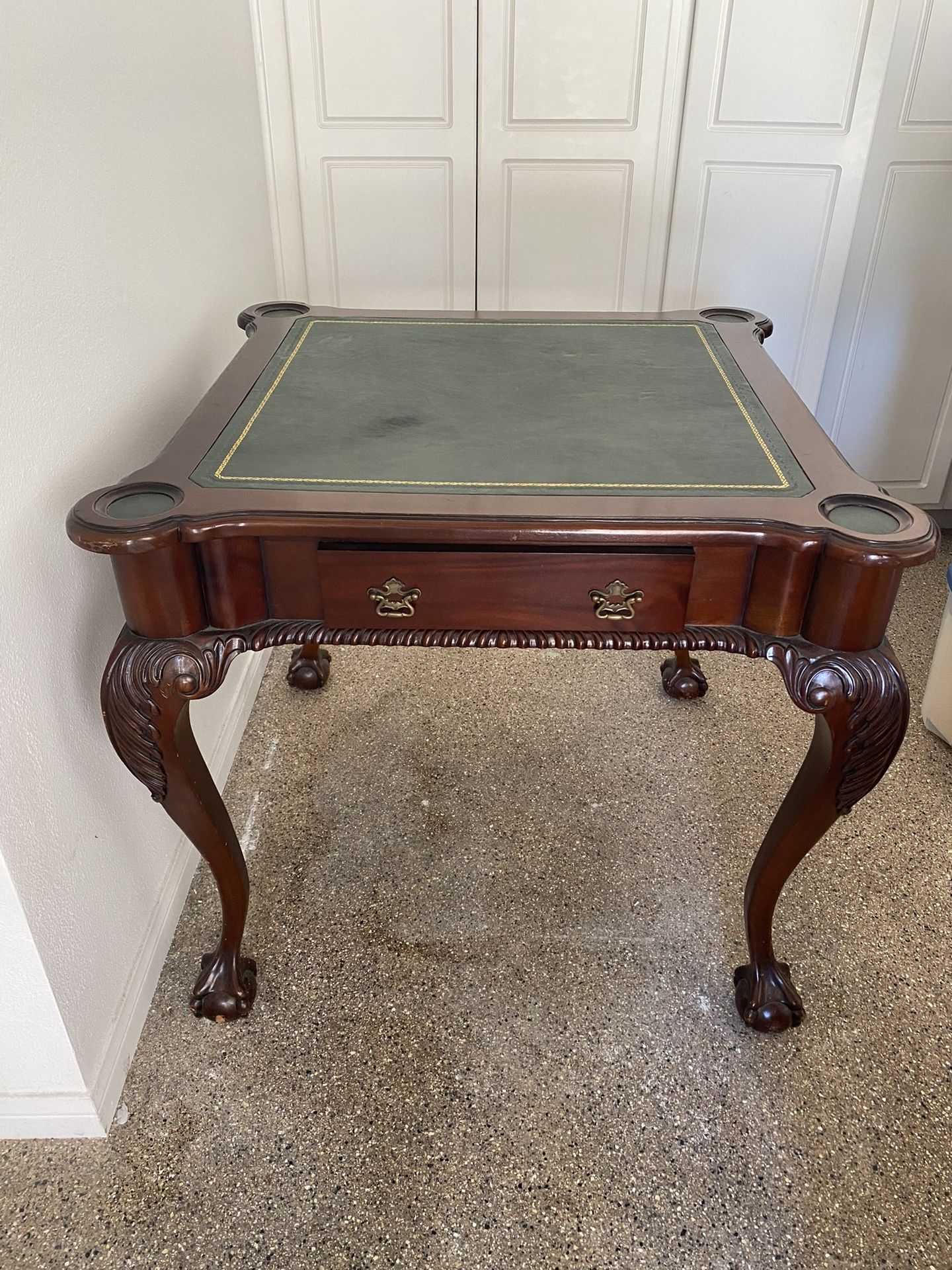 Antique Style Poker Table 