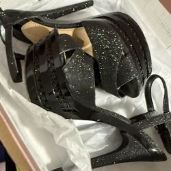 Free Shoes Size 5.5 To Side 6