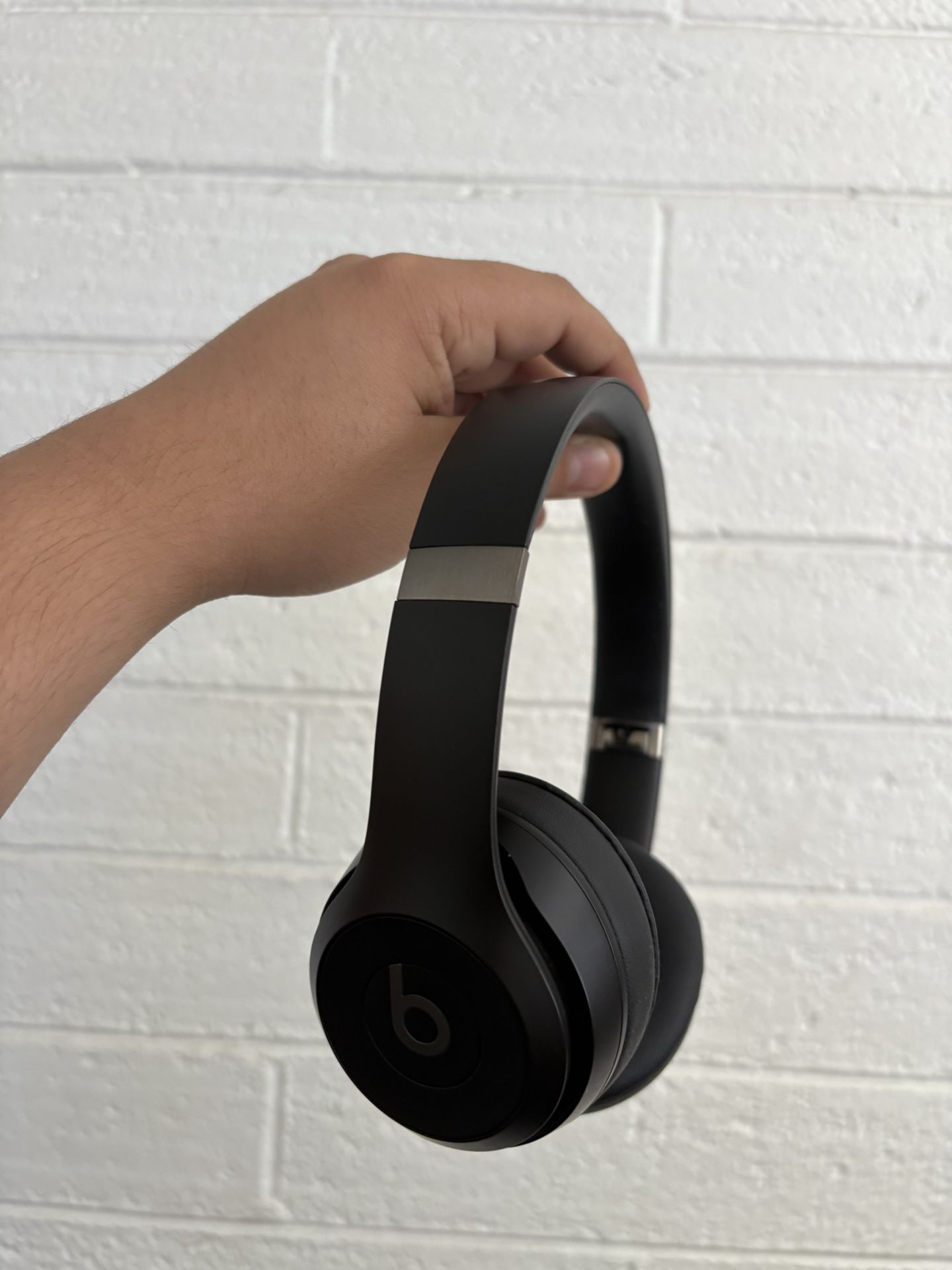 Beats Solo 4