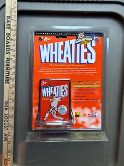 Wheaties Champions 24K Gold Mark McGuire Signature Mini Cereal Box Collectible