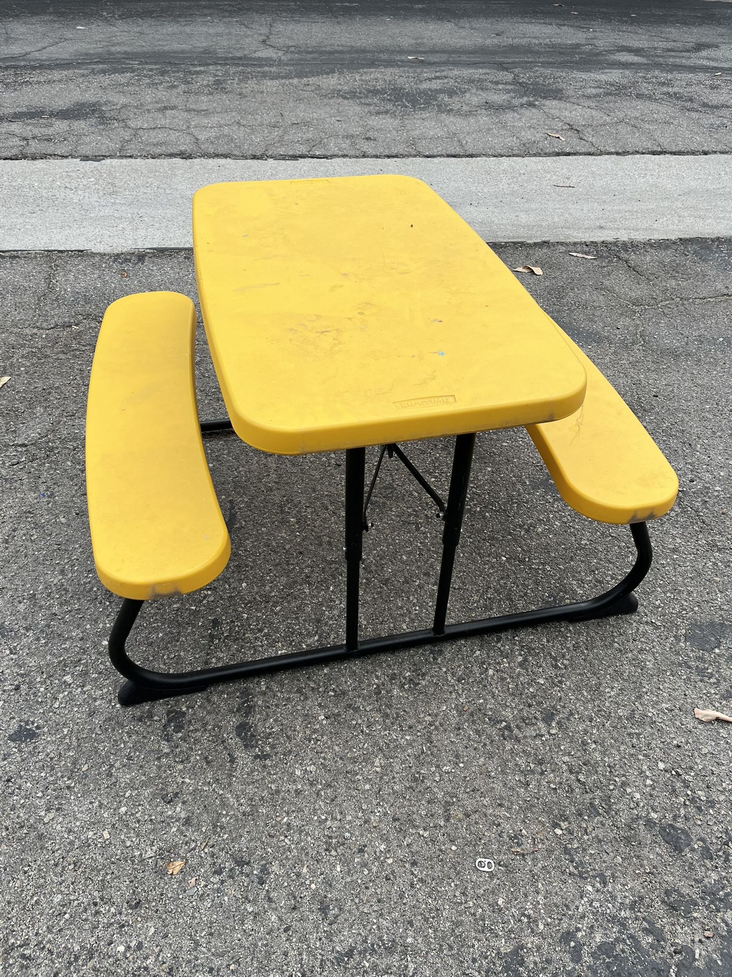 Lifetime Kids Picnic Table