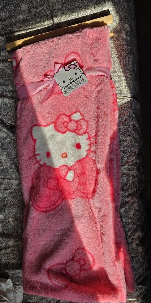 Hello Kitty Bow Blanket OBO