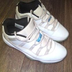 Jordan 11s Size 9